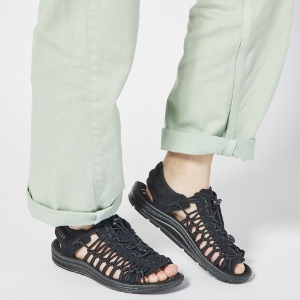 Keen UNEEK II Open Toe Slip On Recycled Black Sandals unisex  Men’s 8 NEW